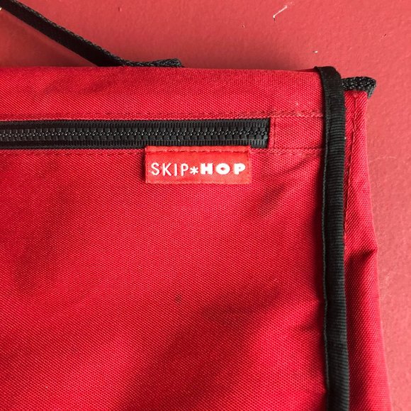 Skip Hop Changing Station - Picture 2 of 10